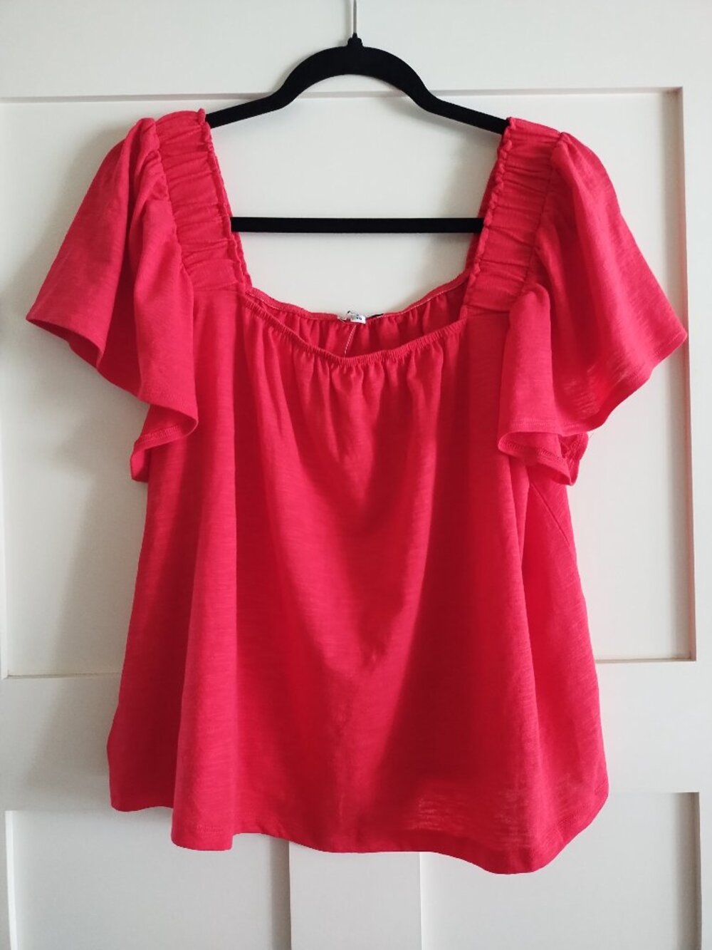 NWT Reitmans Red Square Neck Top with Ruffled Sleeves